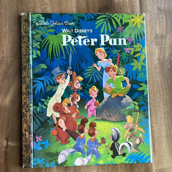 4 books - Picture 4 of 11